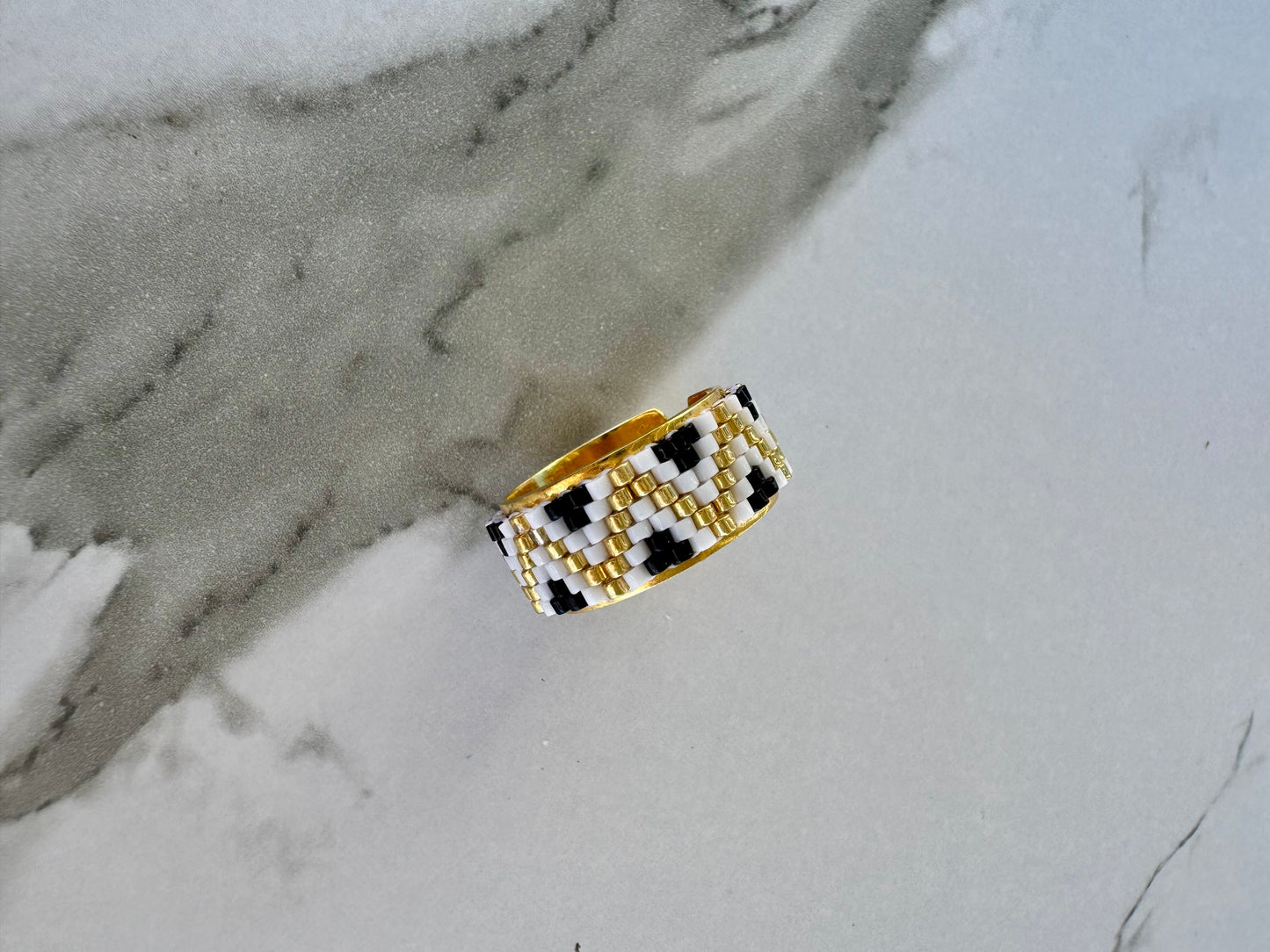 Ring Love White, Gold and Black