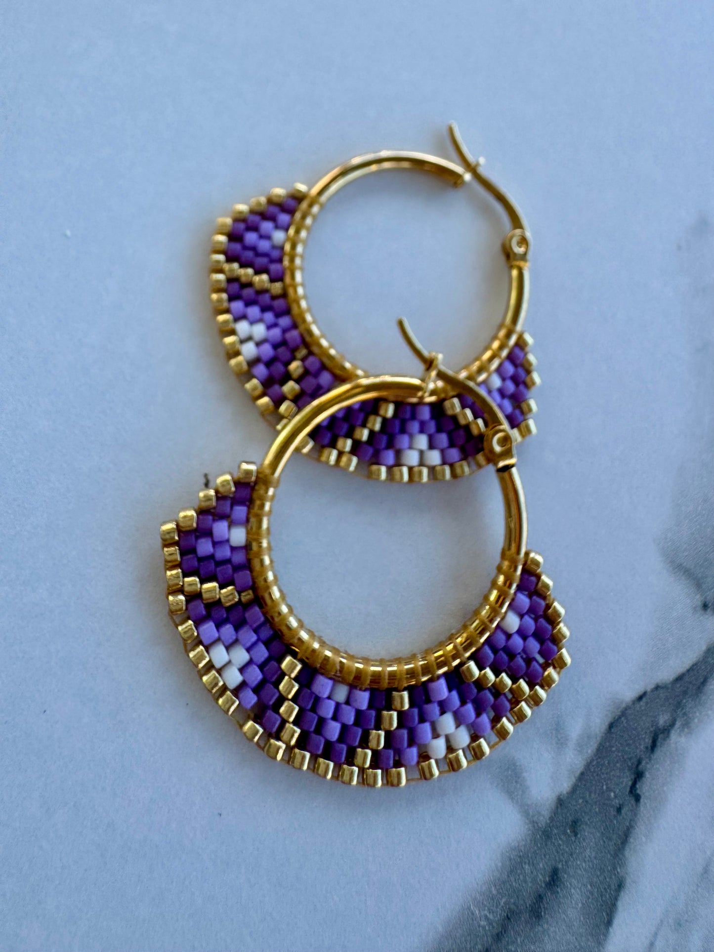 Lila Art Hoops